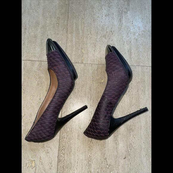 Jeffrey Campbell Ibiza Last Snakeskin Texture Heels Size 9 Purple Burgundy - Picture 6 of 7